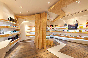 衣服の店袋の靴の陳列ケースのブランドの店の内部Decoratioのための上海の注文の普及した工場木のキャビネット サプライヤー